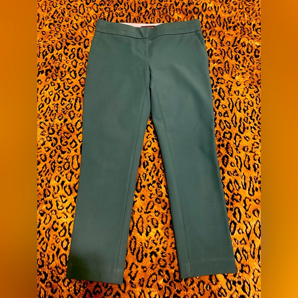 Ann TaylorDevin Fit Cropped Pants